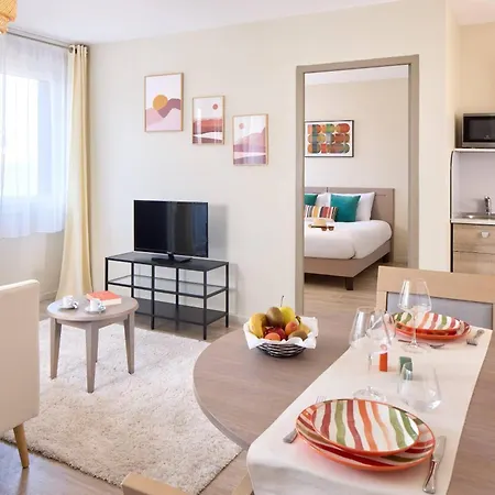 Zenitude Quality Les Docks Aparthotel Le Havre