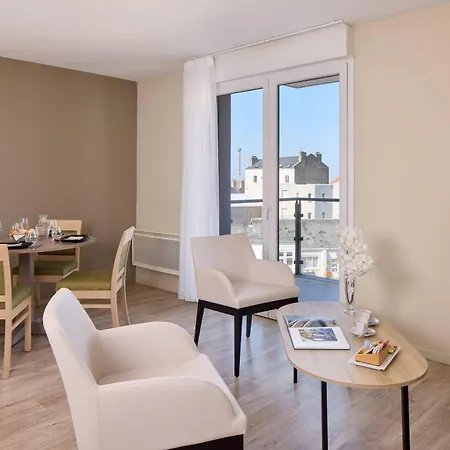 Apartahotel Quality Les Docks 3*