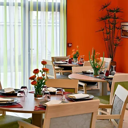 Aparthotel Quality Les Docks 3*