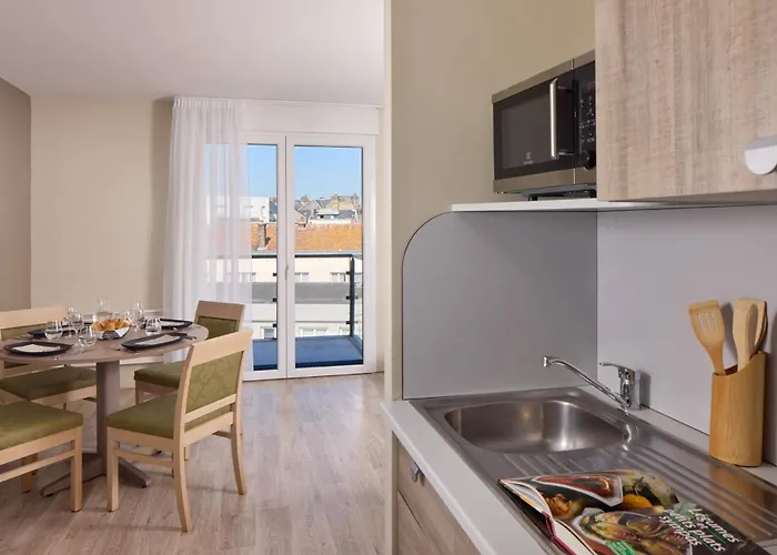 Quality Les Docks Aparthotel Le Havre