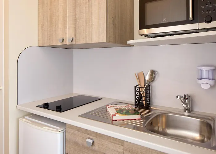 Aparthotel Quality Les Docks 3*