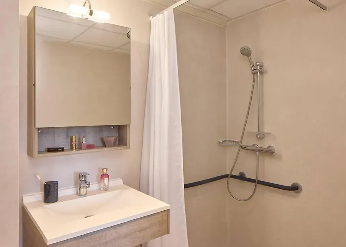 Quality Les Docks Aparthotel Le Havre